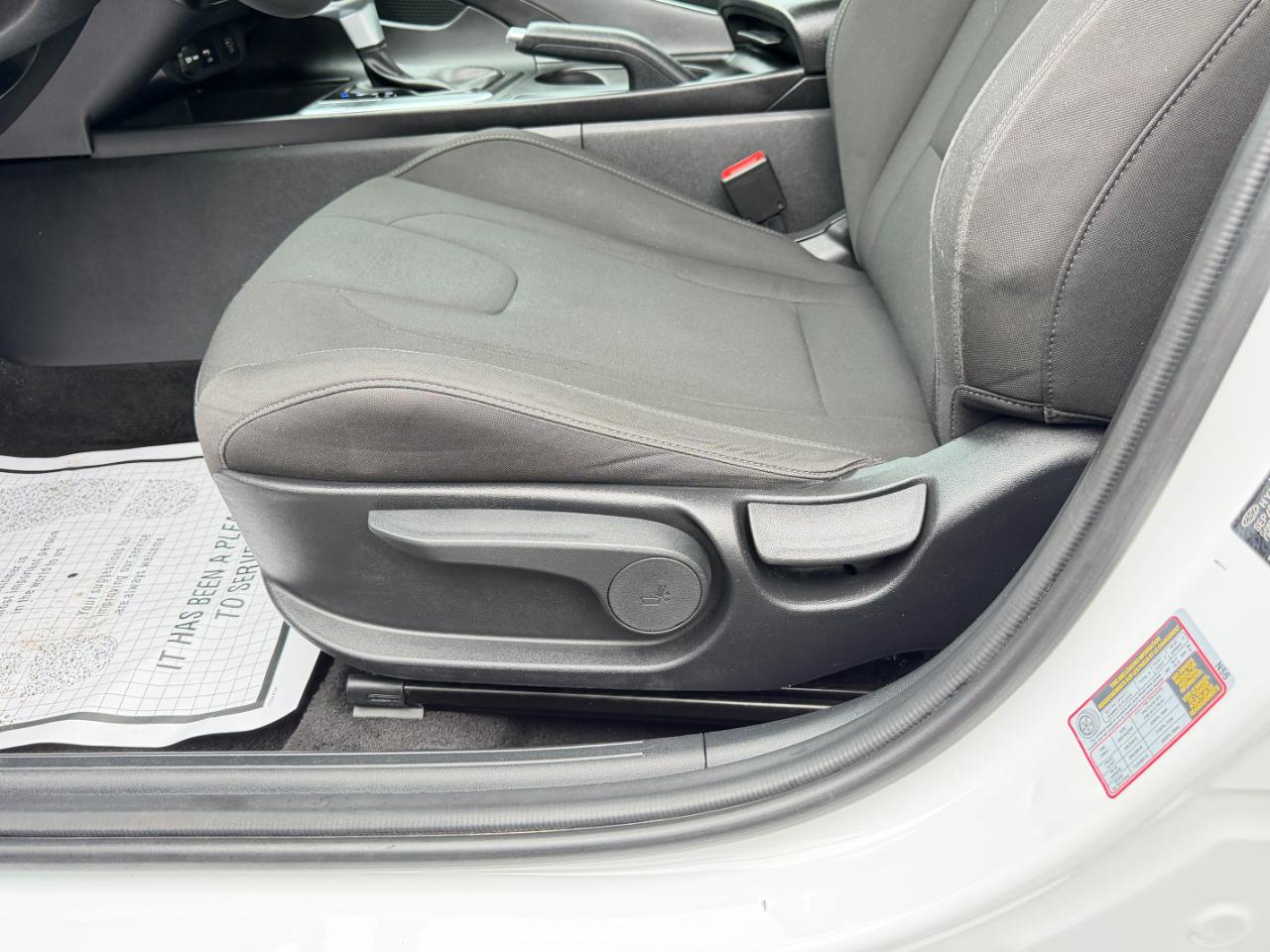Hyundai Elantra SEL IVT 2024