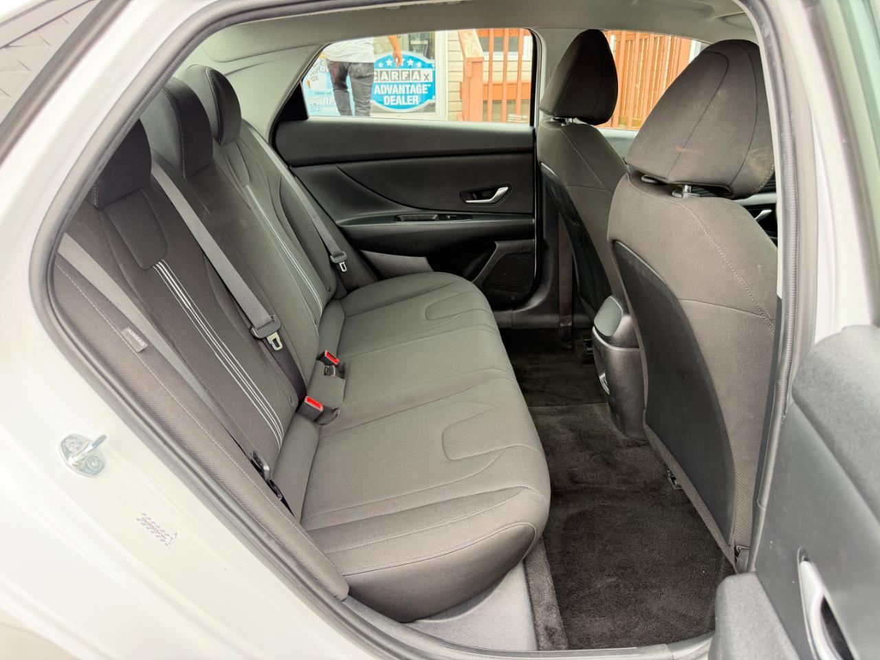 Hyundai Elantra SEL IVT 2024