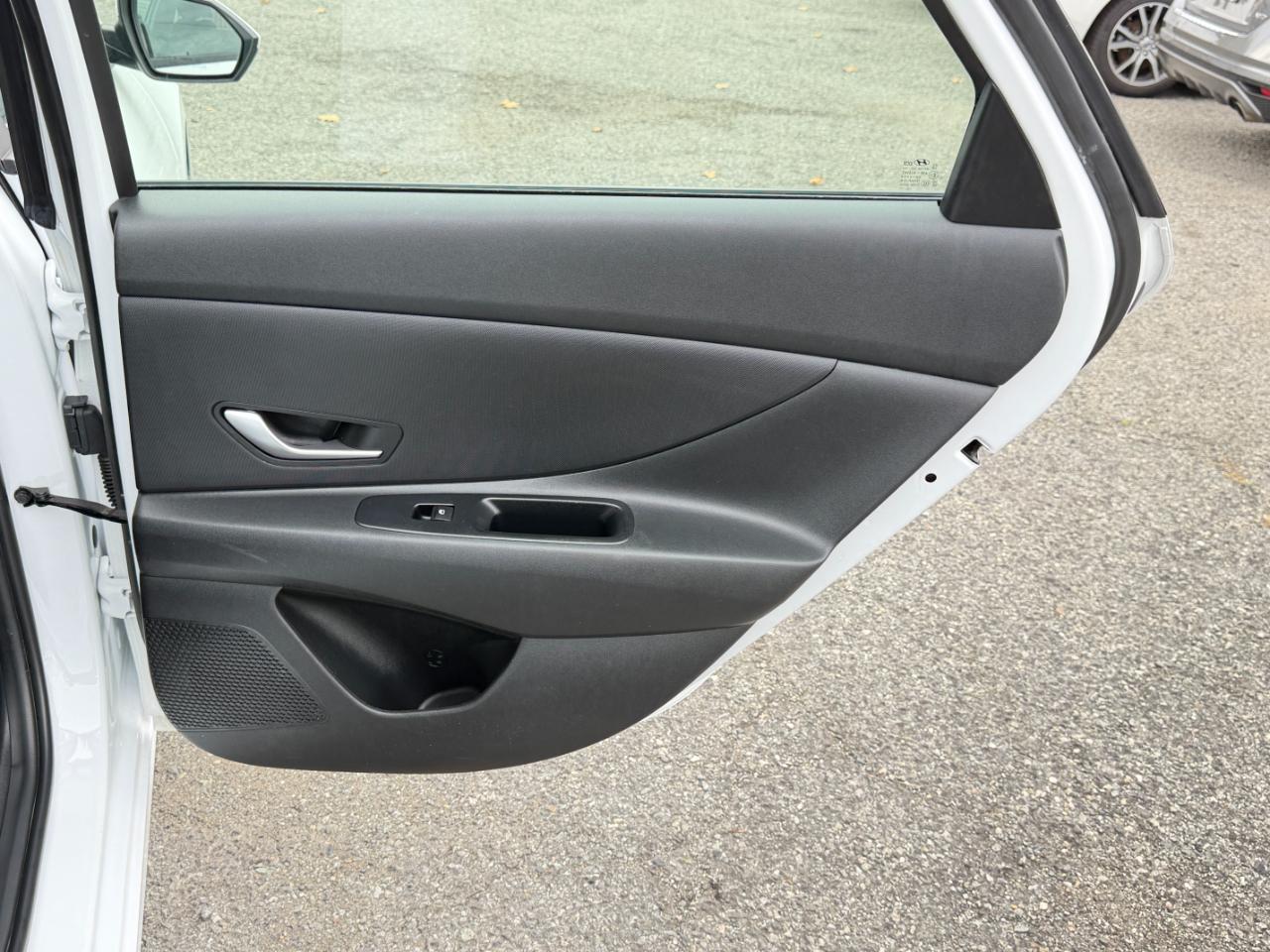 Hyundai Elantra SEL IVT 2024