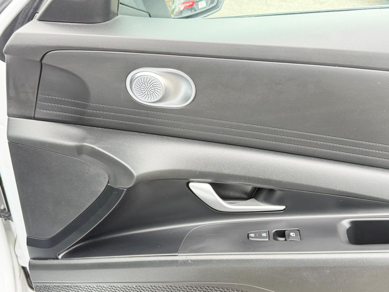 Hyundai Elantra SEL IVT 2024