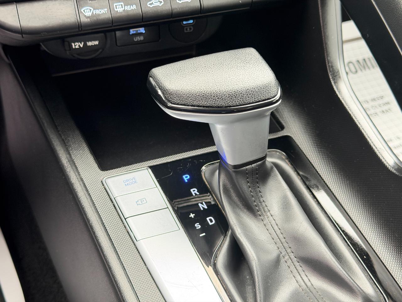 Hyundai Elantra SEL IVT 2024