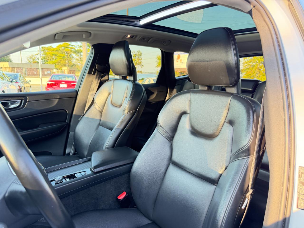Volvo XC60 T5 AWD Momentum 2019