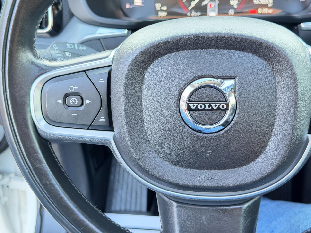 Volvo XC60 T5 AWD Momentum 2019