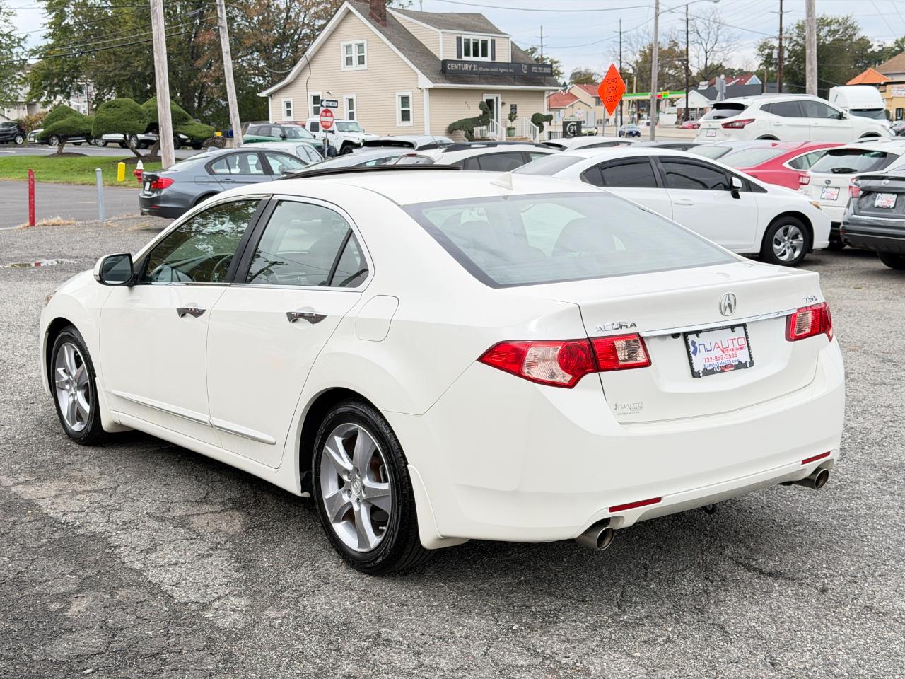 Acura TSX 4dr Sdn I4 Auto Tech Pkg 2011