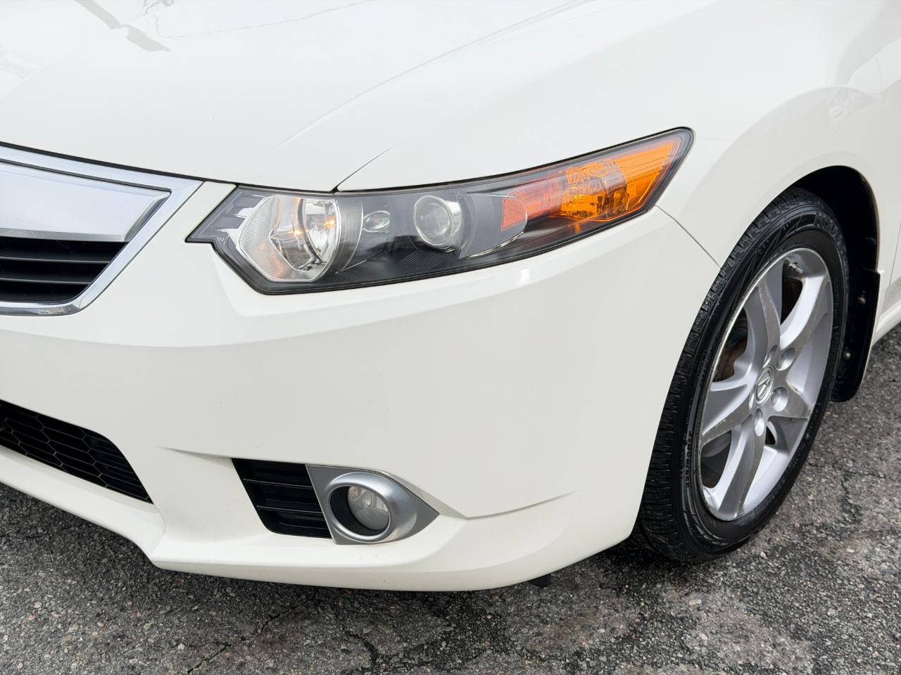 Acura TSX 4dr Sdn I4 Auto Tech Pkg 2011