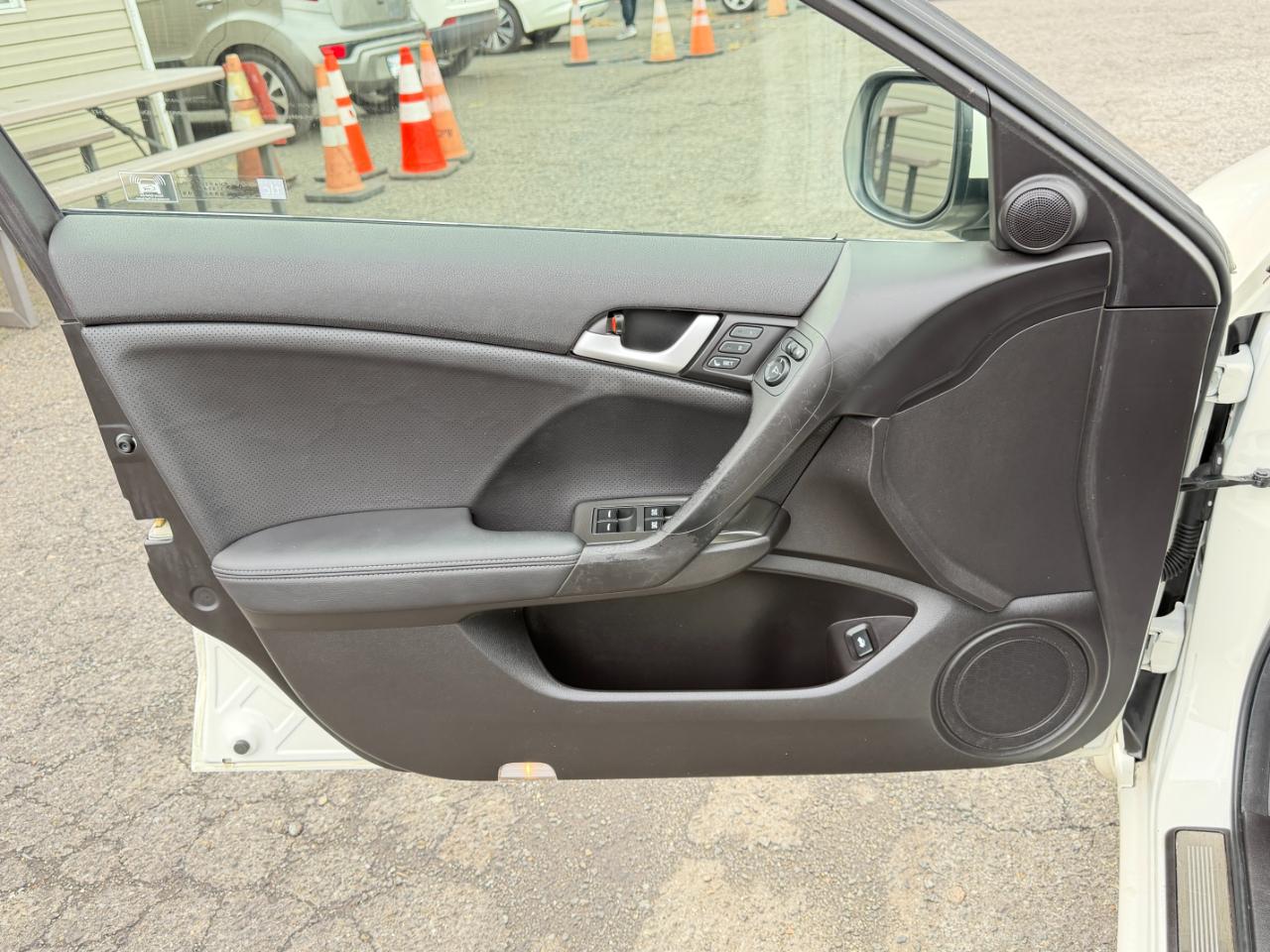 Acura TSX 4dr Sdn I4 Auto Tech Pkg 2011