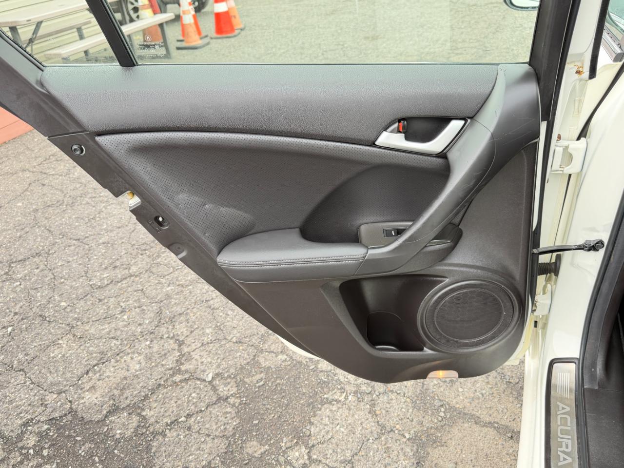 Acura TSX 4dr Sdn I4 Auto Tech Pkg 2011
