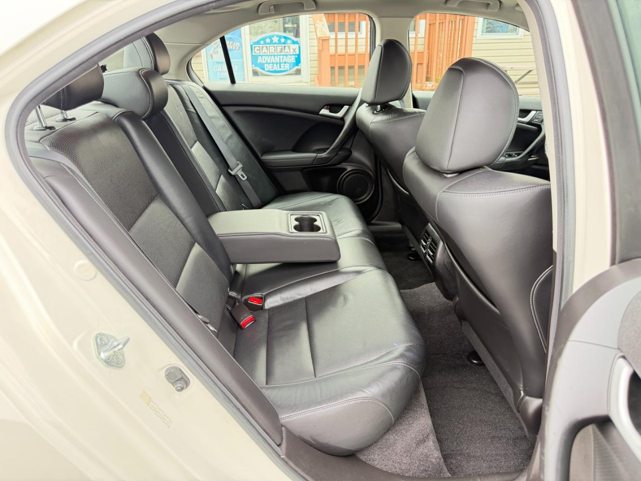 Acura TSX 4dr Sdn I4 Auto Tech Pkg 2011