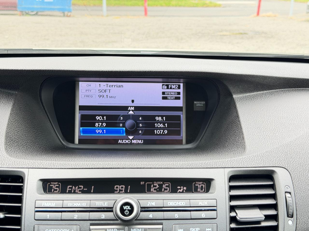 Acura TSX 4dr Sdn I4 Auto Tech Pkg 2011