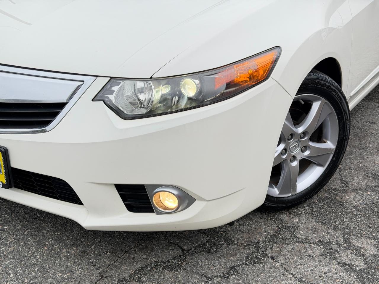 Acura TSX 4dr Sdn I4 Auto Tech Pkg 2011
