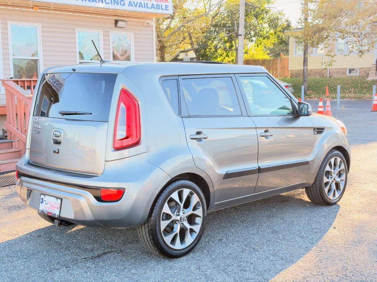 Kia Soul 5dr Wgn Auto ! 2013