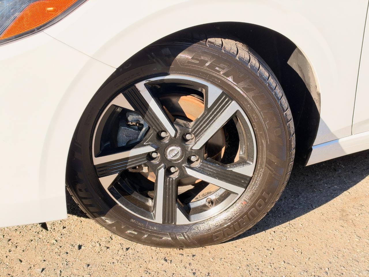 Nissan Sentra SV CVT 2024