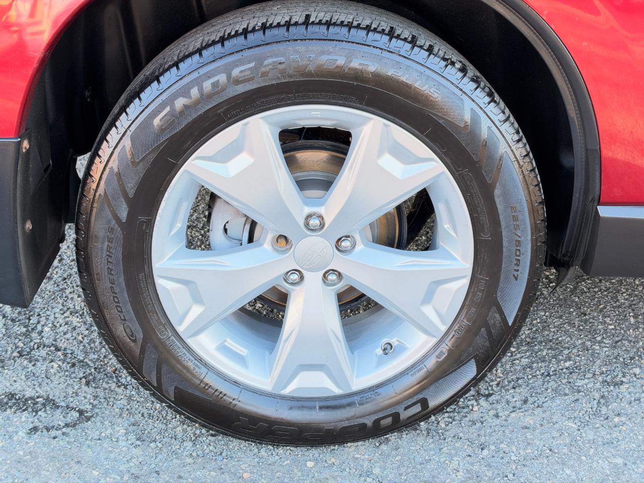 Subaru Forester 4dr Auto 2.5i Premium PZEV 2014