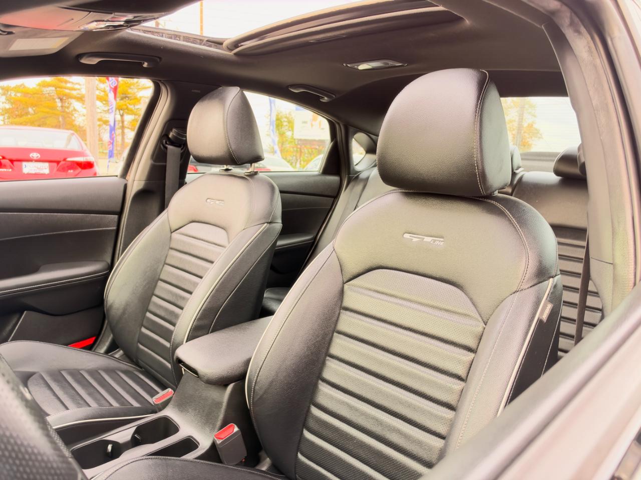 Kia Forte GT-Line IVT 2023