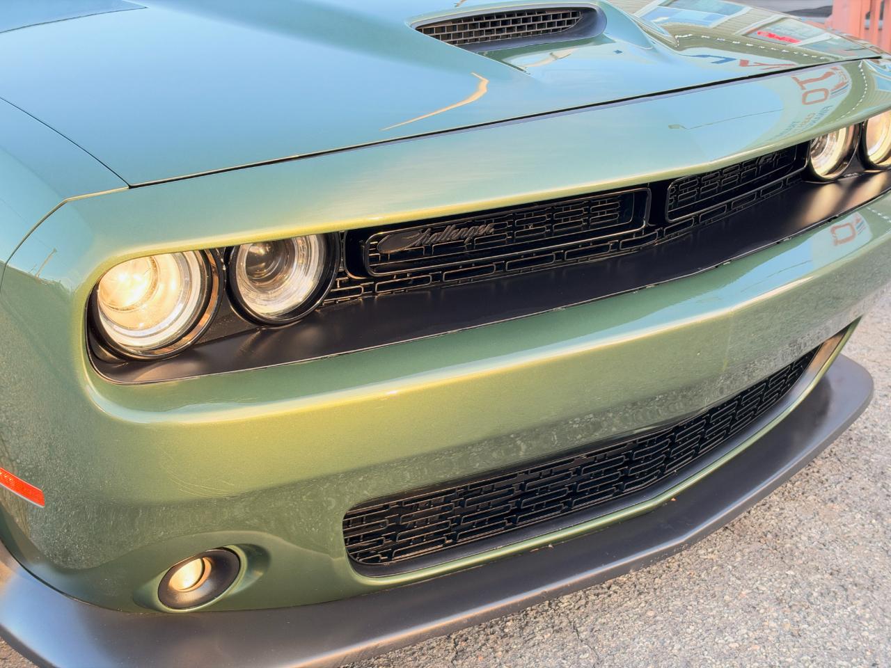 Dodge Challenger  2021
