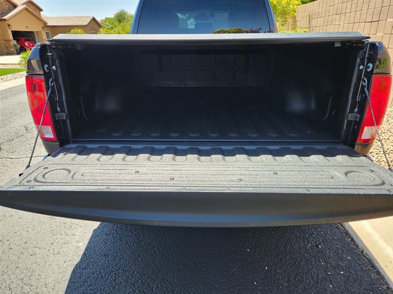 RAM 1500 Tradesman Quad Cab 2WD 2016