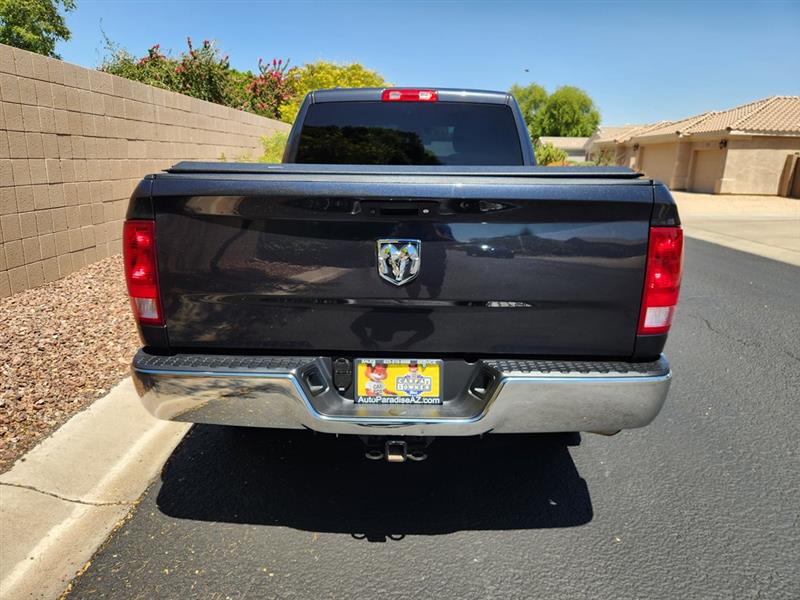RAM 1500 Tradesman Quad Cab 2WD 2016