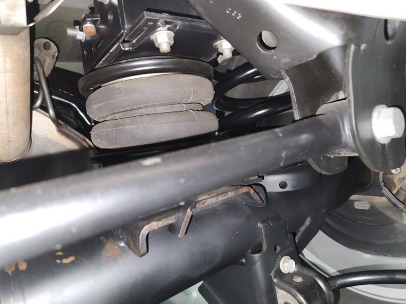 RAM 1500 Tradesman Quad Cab 2WD 2016