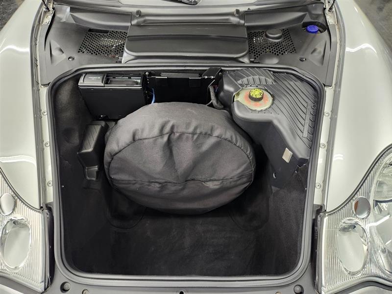 Porsche 911 Carrera Cabriolet 2003