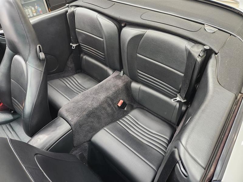 Porsche 911 Carrera Cabriolet 2003