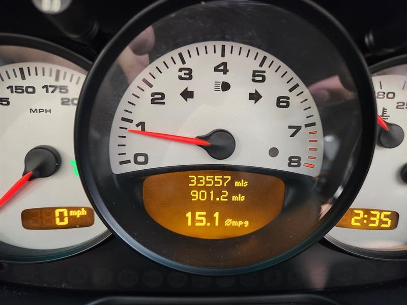 Porsche 911 Carrera Cabriolet 2003