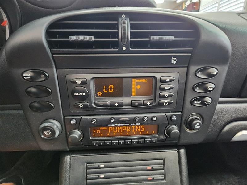 Porsche 911 Carrera Cabriolet 2003