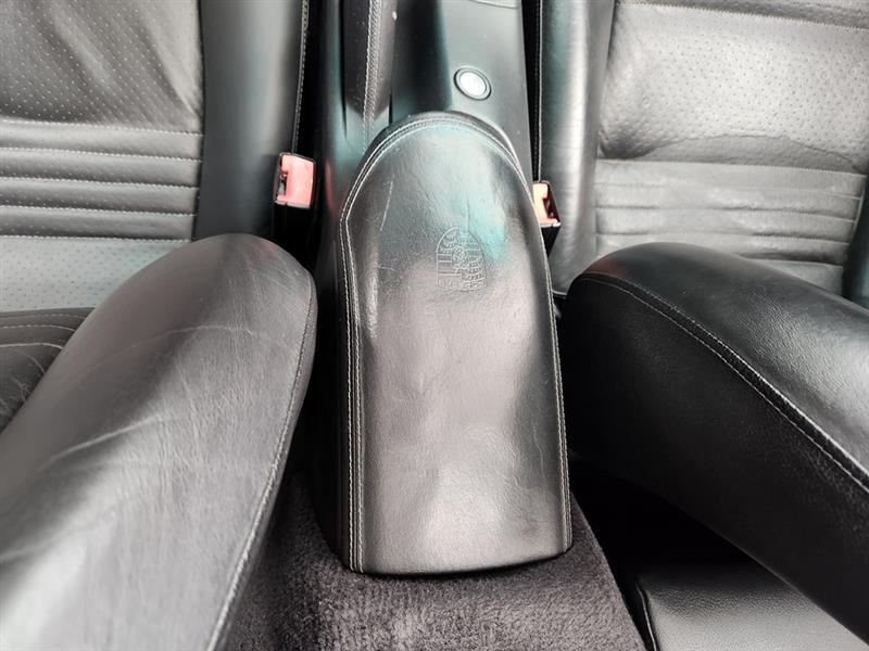 Porsche 911 Carrera Cabriolet 2003