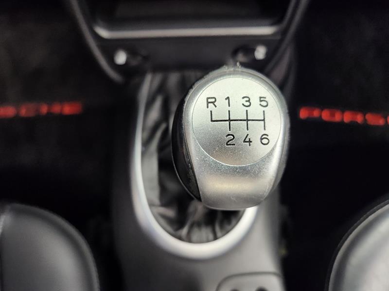 Porsche 911 Carrera Cabriolet 2003