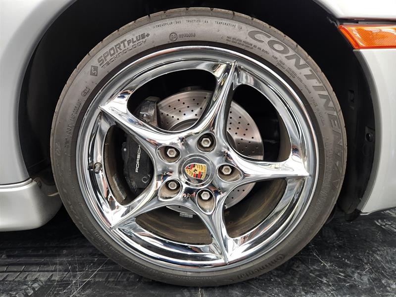 Porsche 911 Carrera Cabriolet 2003