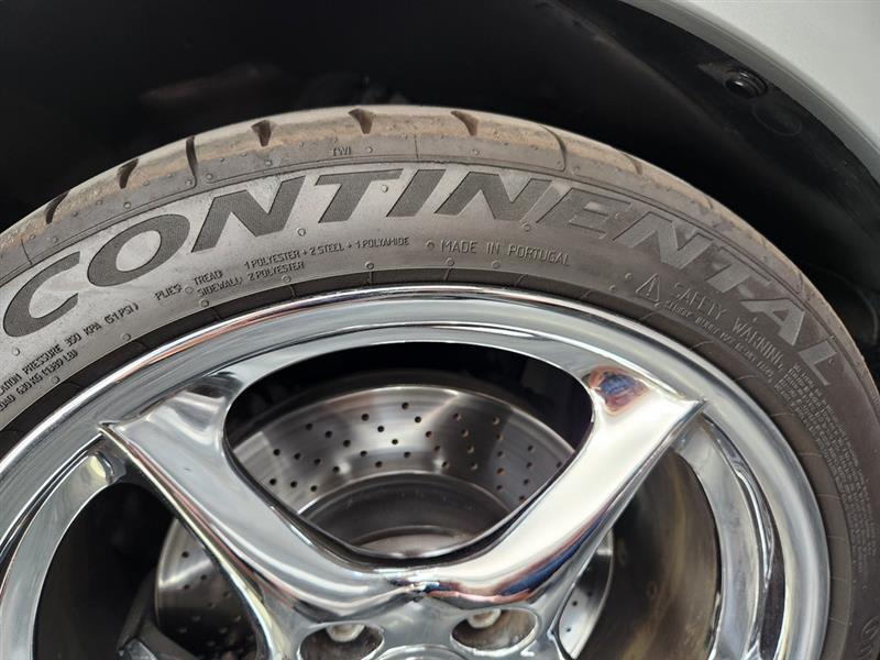 Porsche 911 Carrera Cabriolet 2003