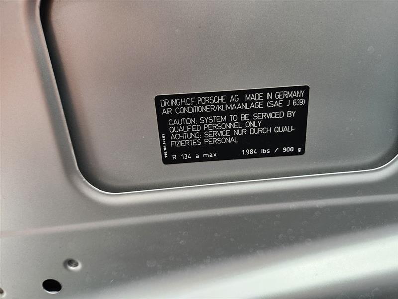 Porsche 911 Carrera Cabriolet 2003