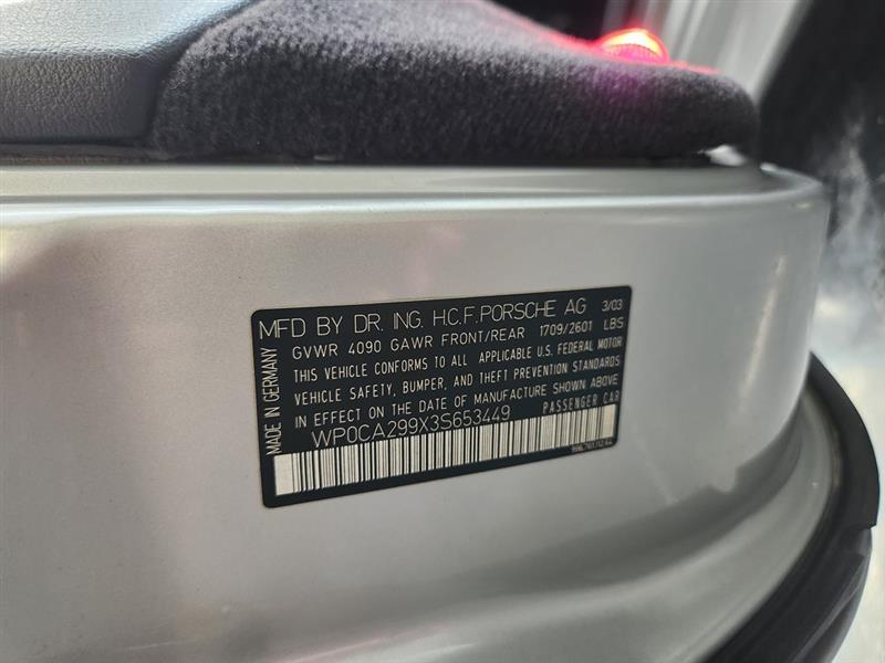 Porsche 911 Carrera Cabriolet 2003