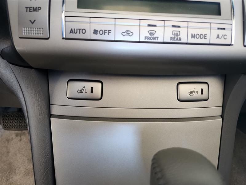 Toyota Camry Solara SLE 2D Convertible V6 2008