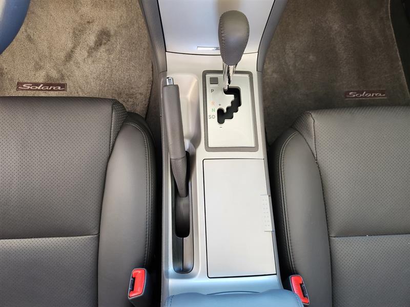 Toyota Camry Solara SLE 2D Convertible V6 2008