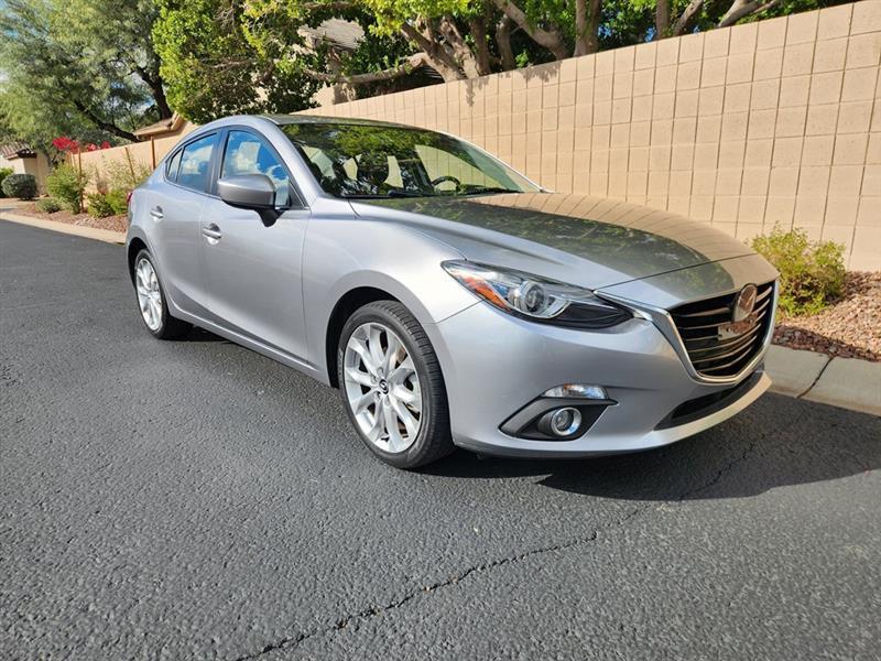 2016 Mazda MAZDA3 s Grand Touring