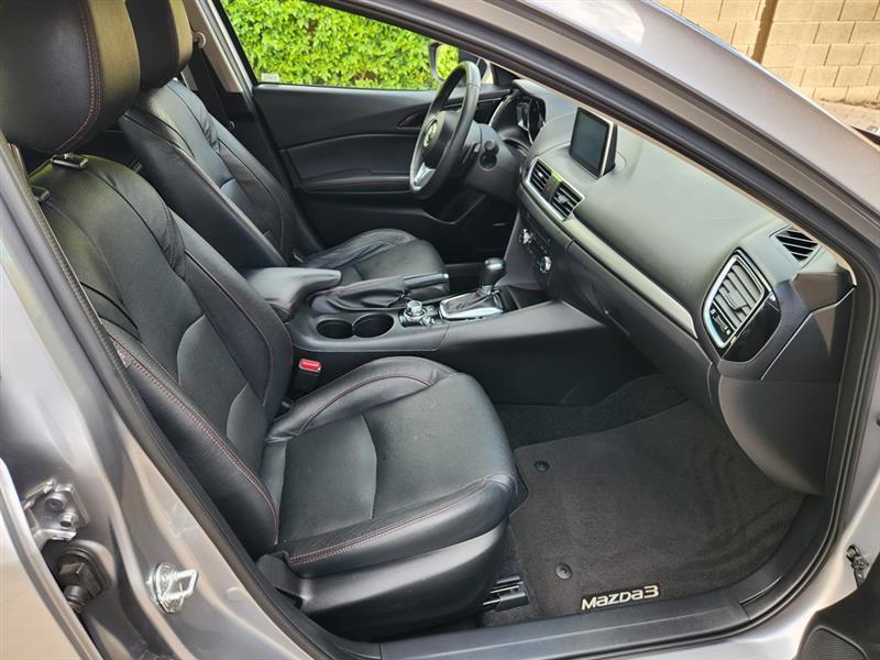 Mazda MAZDA3 s Grand Touring 2016