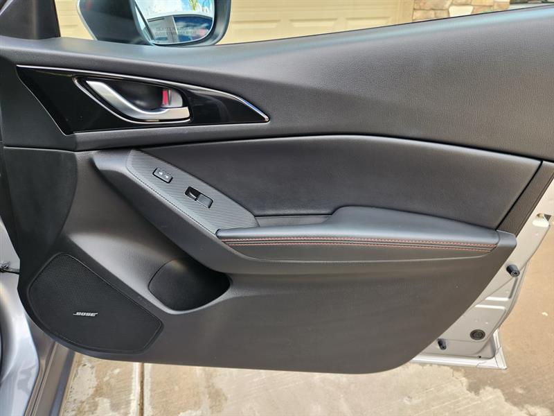 Mazda MAZDA3 s Grand Touring 2016