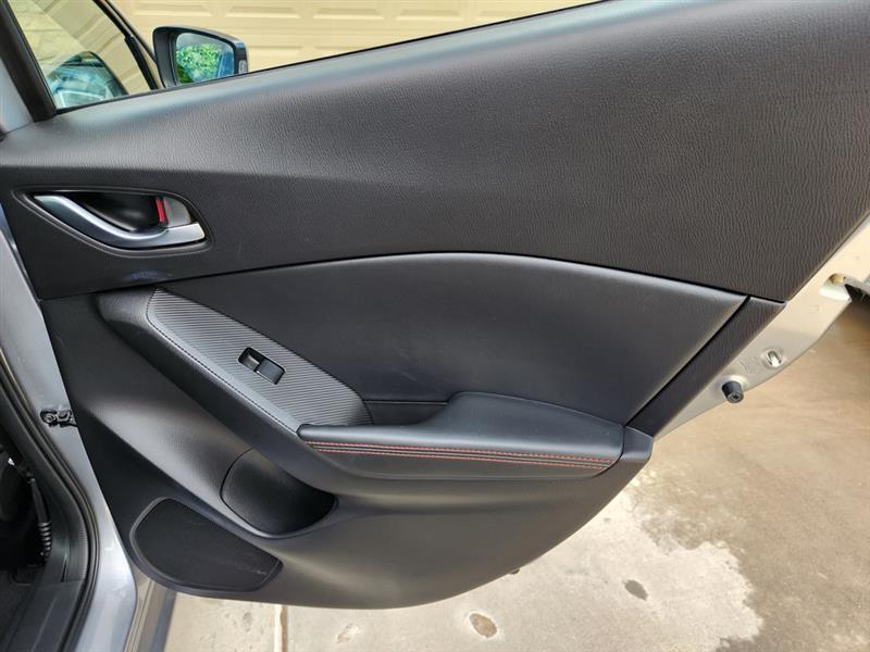 Mazda MAZDA3 s Grand Touring 2016