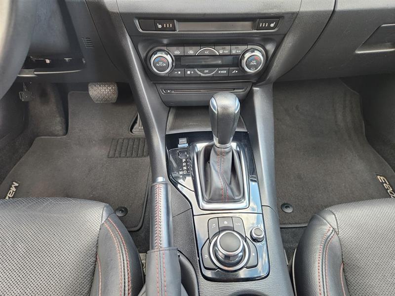 Mazda MAZDA3 s Grand Touring 2016