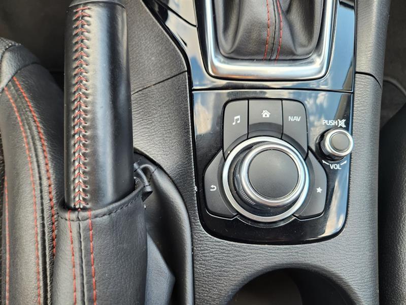 Mazda MAZDA3 s Grand Touring 2016