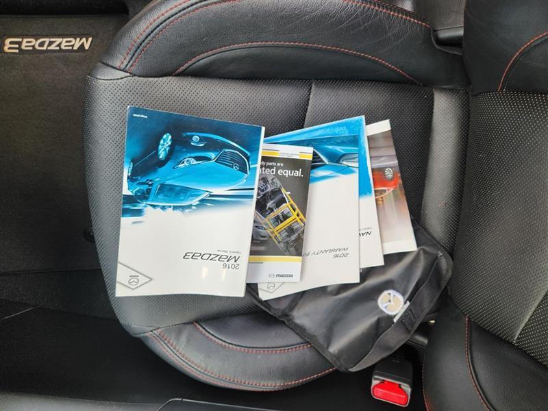 Mazda MAZDA3 s Grand Touring 2016