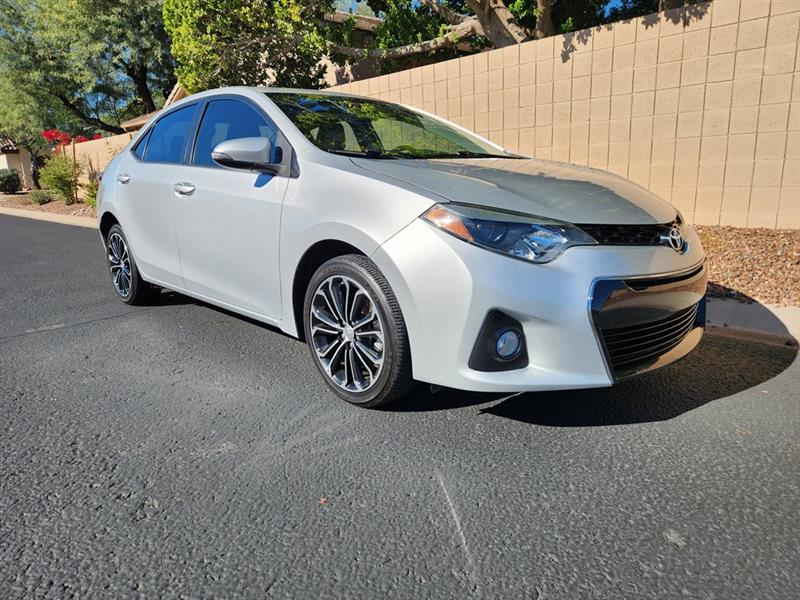 2014 Toyota Corolla S Plus 4D Sedan