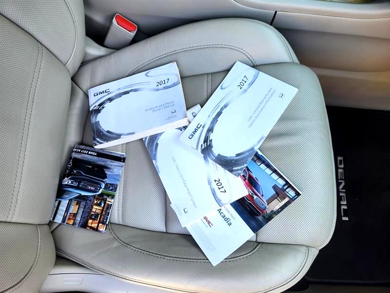 GMC Acadia Denali FWD 2017