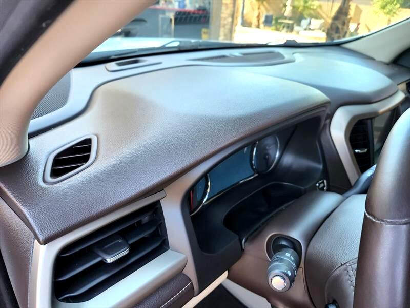 GMC Acadia Denali FWD 2017