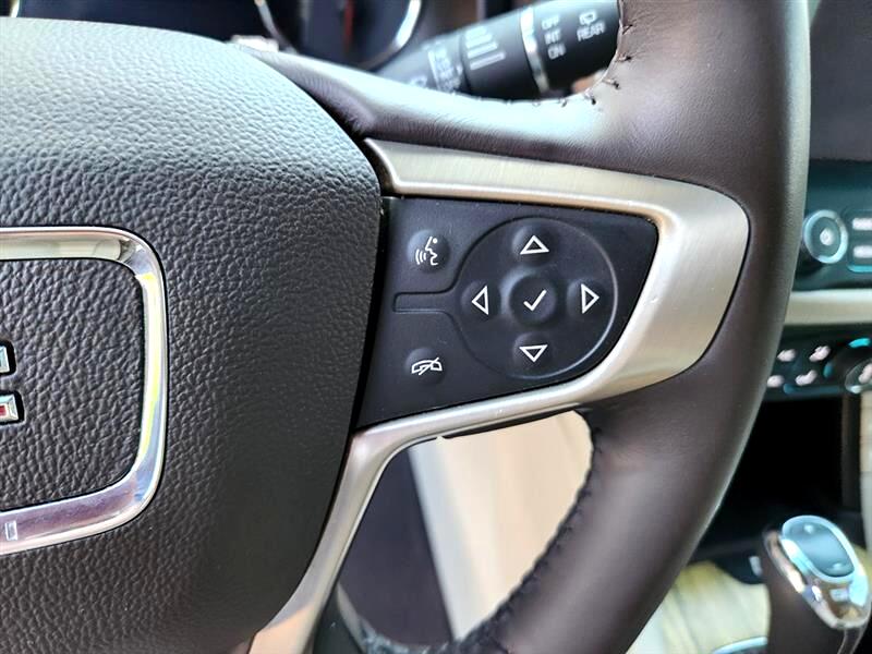 GMC Acadia Denali FWD 2017