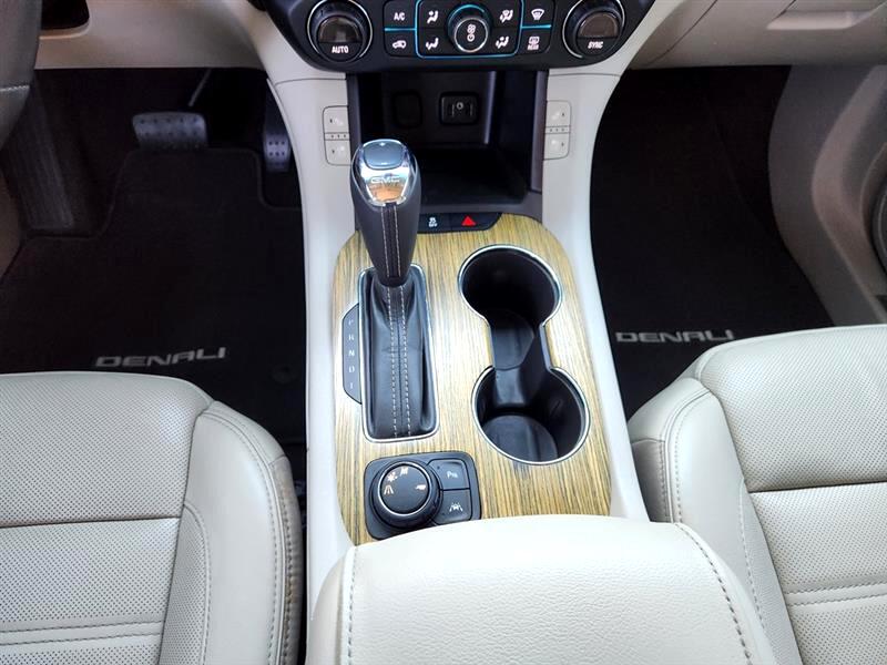 GMC Acadia Denali FWD 2017