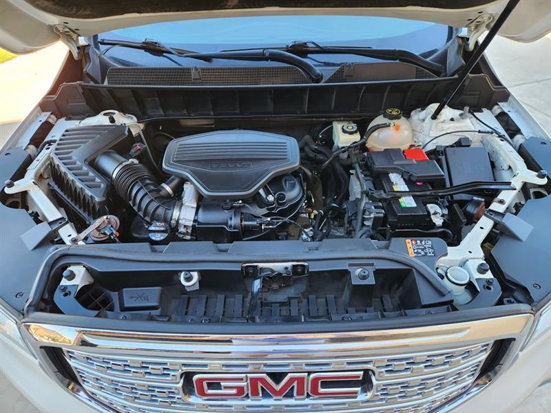 GMC Acadia Denali FWD 2017