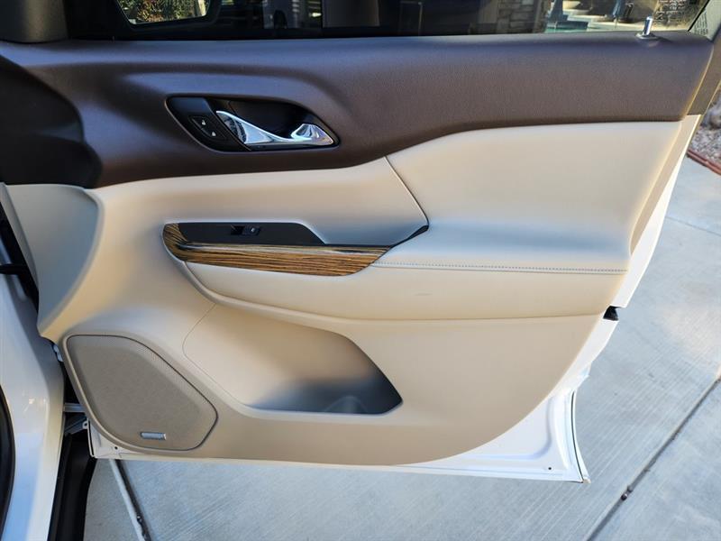 GMC Acadia Denali FWD 2017