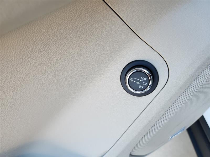 GMC Acadia Denali FWD 2017