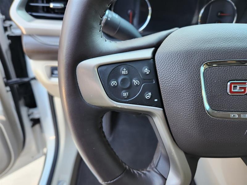 GMC Acadia Denali FWD 2017